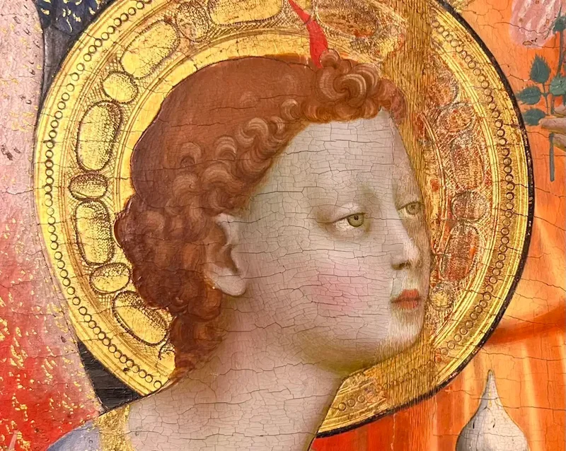 Detail der restaurierten Pala di Fiesole von Fra Angelico mit Goldgrund in der Toskana Wochenschau