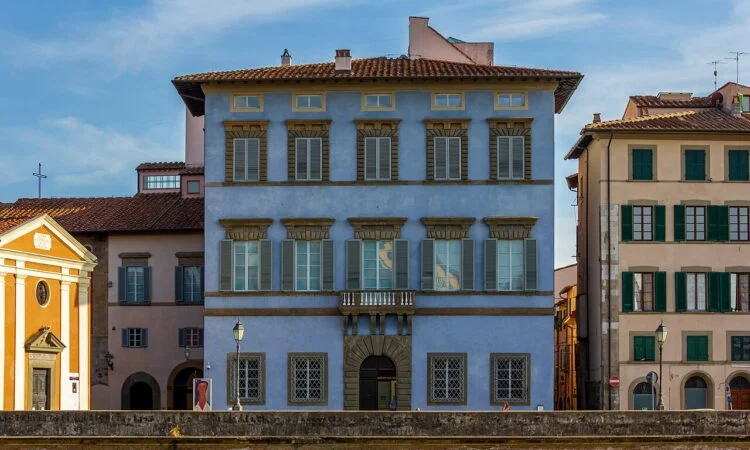 Der Palazzo Blu in Pisa am Arno in der Toskana Wochenschau über besondere Orte und Geschichten