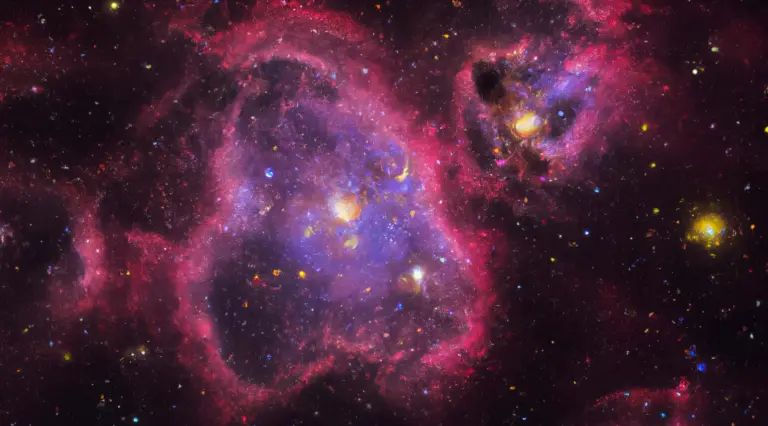 Lesen verändert Realität – farbintensive Darstellung einer Galaxie im Weltraum